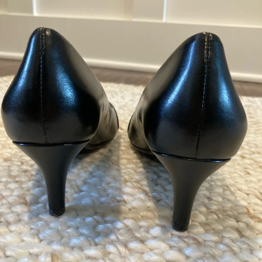 NWT Naturalizer Elegant Black Leather Heels (Sz 6M) - Picture 6 of 8